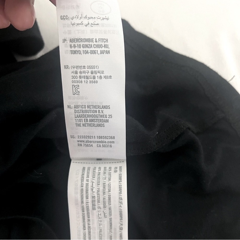 Abercrombie Kids Size (11/12) Black Graphic Los Angeles Lakers Shirt Basketball - Picture 7 of 9